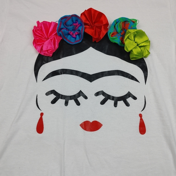 Frida Kahlo Floral Graphic Tee - Picture 5 of 7